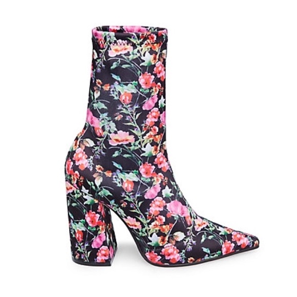 Steve Madden bootie - Picture 2 of 7